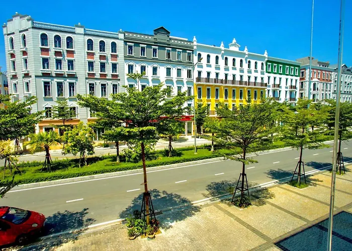 Holidayhotelhalong Hotel Hạ Long